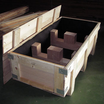 防潮紙 台南木箱,台南棧板,機械木箱,木箱,棧板,合板棧板,煙燻檢疫,木材,木條箱,專業防震木箱